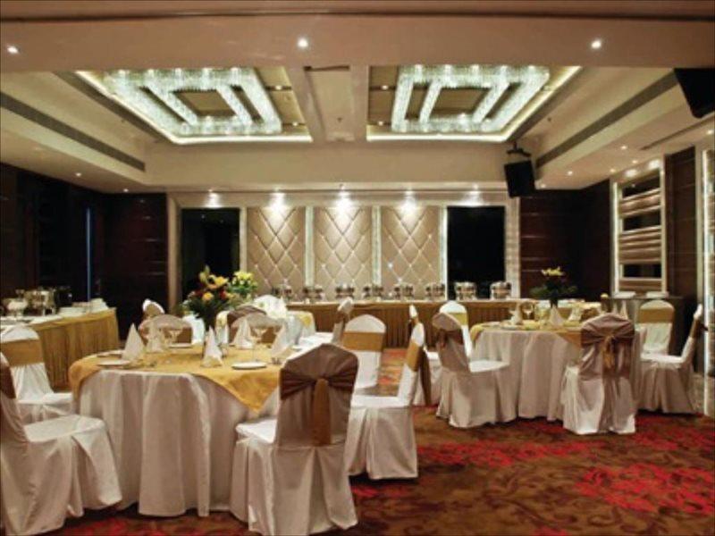 Hotel The Gaur Chandīgarh Exteriér fotografie